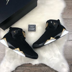 Jordan True Flight Black Metallic Gold Men’s Shoes